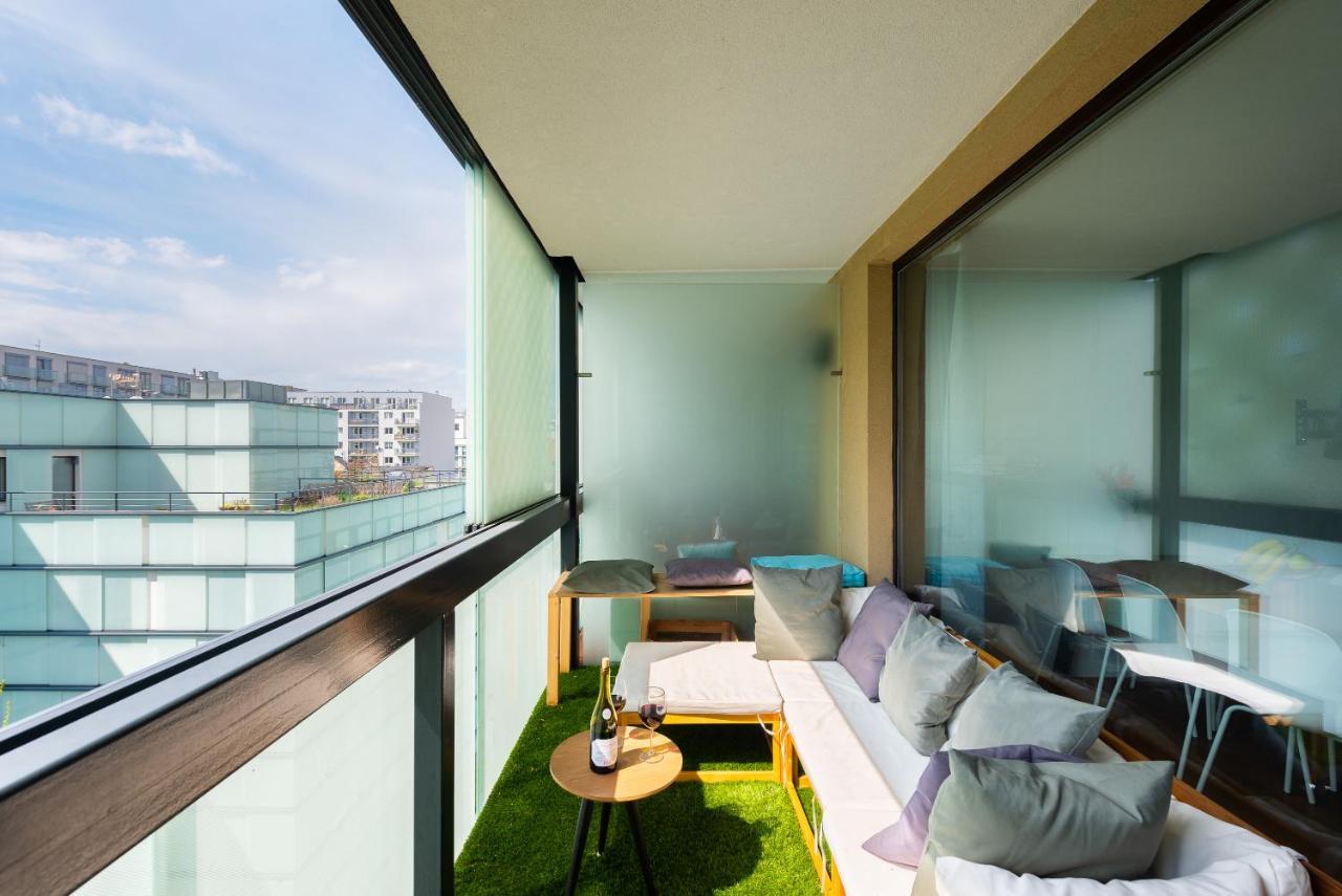 Apartment With 4 Bedrooms ปราก ภายนอก รูปภาพ